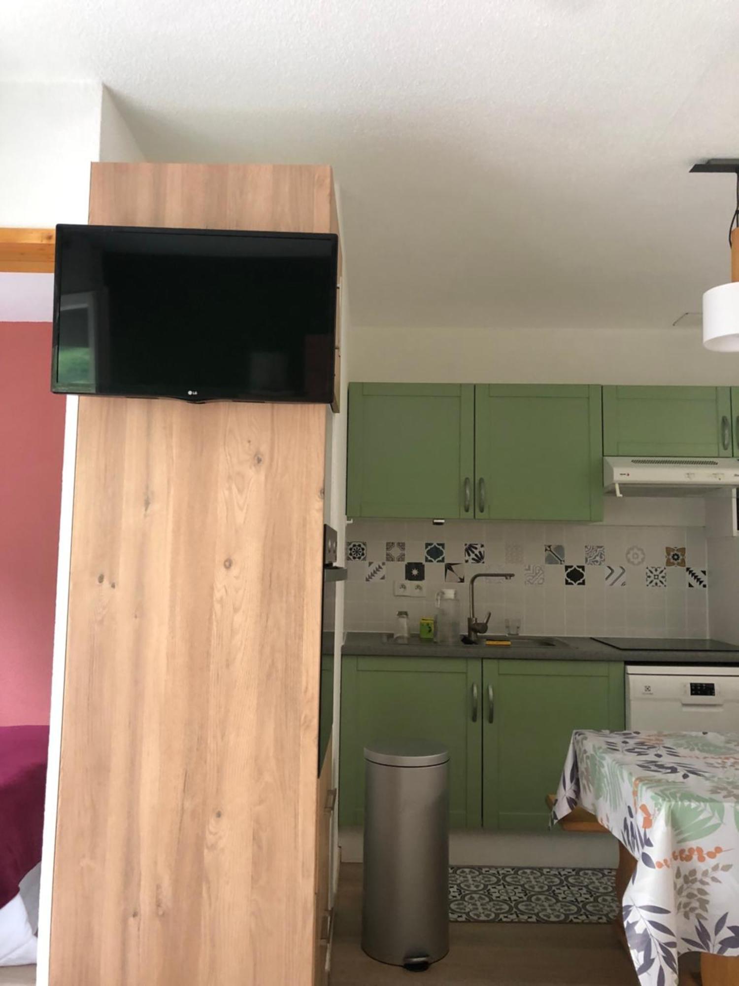 Appartement T 3 Vue Montagne - Piscine Mi Juin